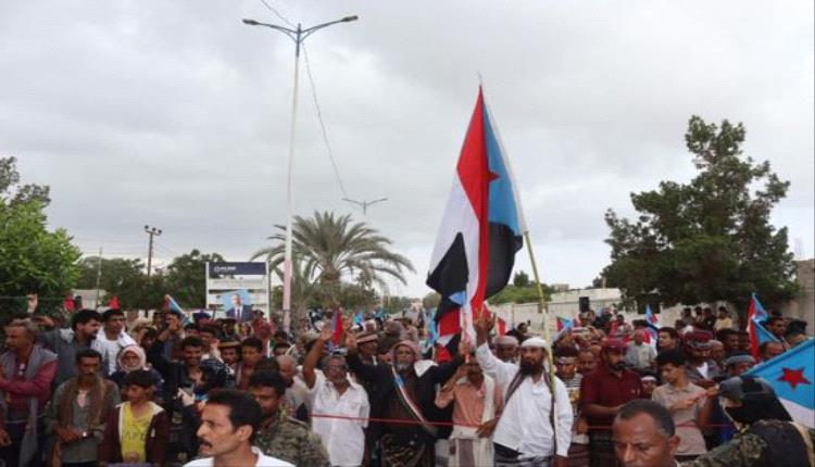 توافد الجماهير إلى زنجبار للمشاركة في فعالية الثبات والوفاء