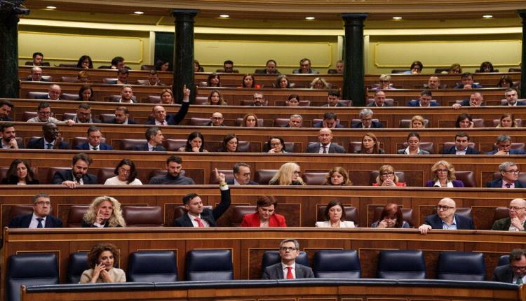 مجلس النواب الإسباني يرفض مشروع القانون حول حظر النقاب والبرقع