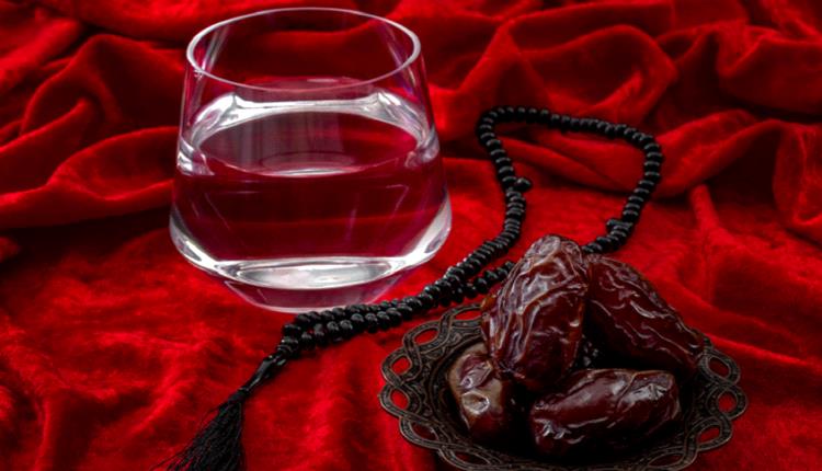 نصائح فعّالة للتغلب على العطش أثناء صيام رمضان