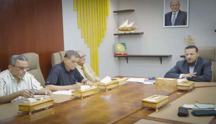 محافظ العاصمة عدن يبحث مع وزيرة شؤون المرأة والطفل آفاق التعاون المشترك