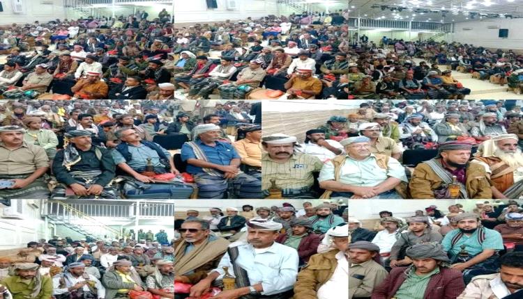 عاجل : قبائل وقيادات  أبين يجددون الثقة بالقائد حيدرة السيد ويرفضون القرارات غير القانونية