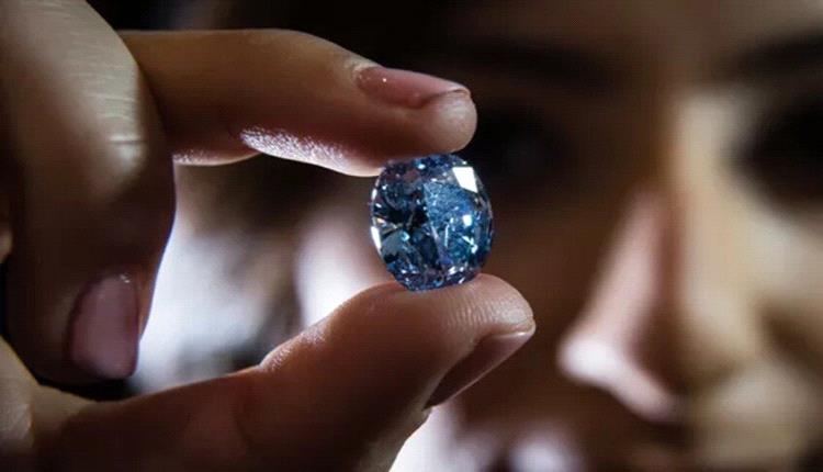 الماسة الدموية.. واللعنة القاتلة للرجال!