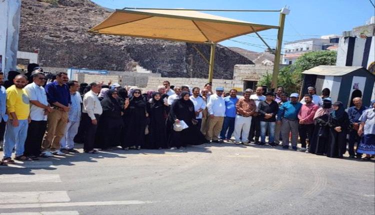 لليوم الخامس.. منع كوادر الانتقالي من دخول مقر المجلس بالعاصمة عدن