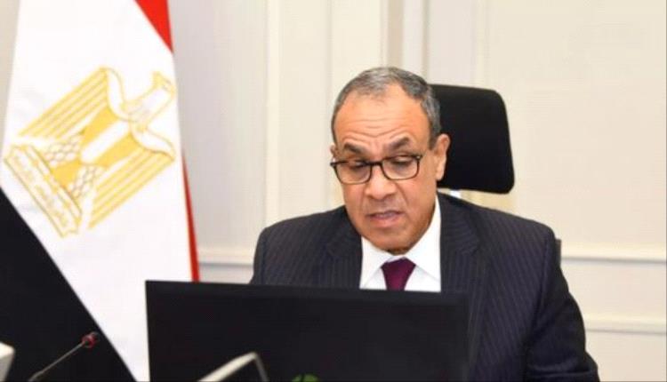 مصر تطالب باكستان وأفغانستان بضبط النفس