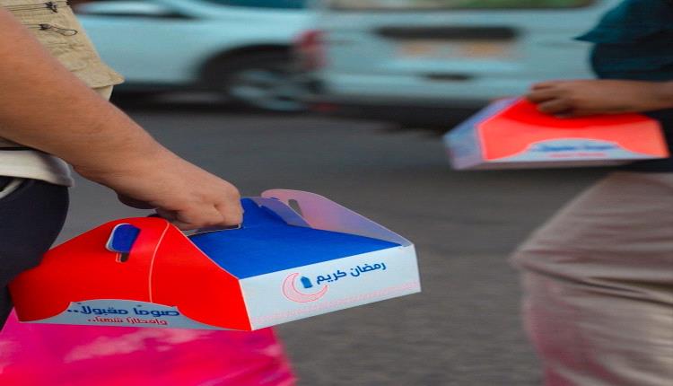 ضمن برامجه الرمضانية… بنك بن دول يطلق مبادرة ميدانية لإفطار عابري السبيل عند أذان المغرب