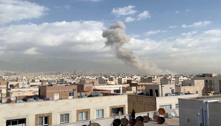 "هذه ليست حربكم".. وزير خارجية عمان يحذر أمريكا بعد الهجوم على إيران