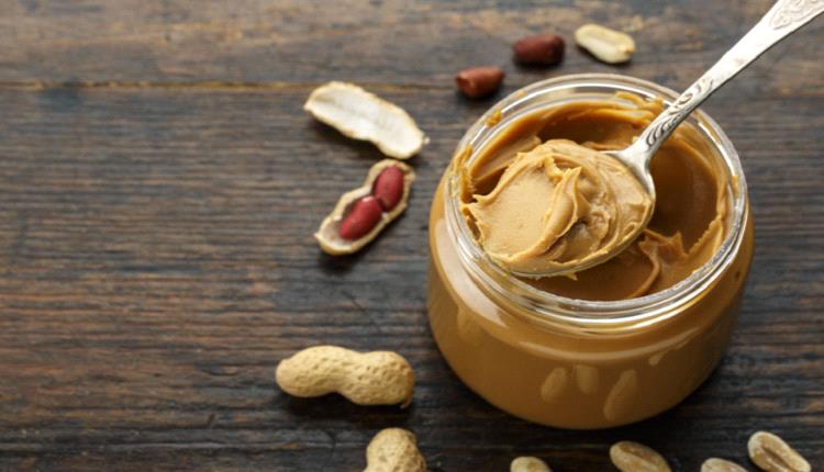 هل يمكن لزبدة الفول السوداني تحسين قوة العضلات بعد سن الـ65؟