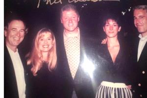 كلينتون يمثل أمام الكونغرس للإدلاء بشهادته حول علاقاته بإبستين