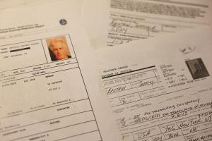 واصل جرائمه 13 عاما بـ3000 دولار.. كيف تم اعتقال جيفري إبستين أول وثاني مرة؟