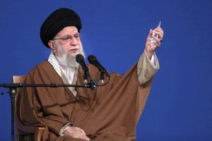 خطة طوارئ وخلفاء خامنئي.. كيف تستعد إيران لتلقي ضربة أمريكية محتملة؟