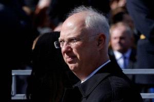 مبعوث بوتين يعلق على تصريحات كلينتون بشأن ملفات إبستين