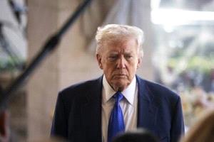 ترامب يرفض الضغوط الإسرائيلية لشن هجوم على إيران