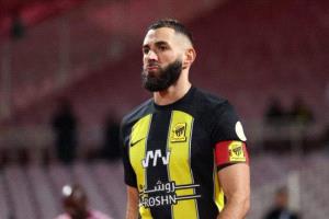 بعد انتقاله للهلال.. بنزيما يوجه رسالة إلى الاتحاد