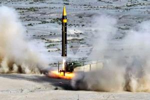 نشر الصاروخ الإيراني خرمشهر 4 بمدينة صواريخ تحت الأرض