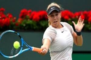 بيجولا تنتفض وتفوز على أنيسيموفا في قبل نهائي بطولة دبي للتنس