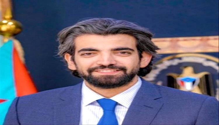 عمرو البيض: قرارات العليمي بمثابة انقلاب