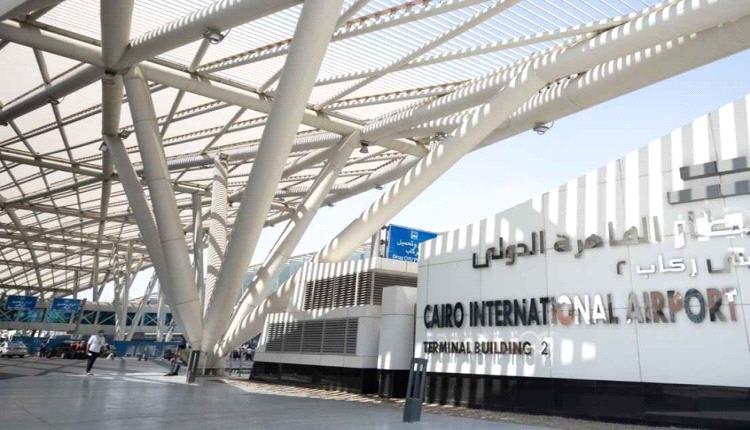 مصر.. سيدة تخفي "مفاجأة" في مكان حساس لتهريبها إلى الخليج