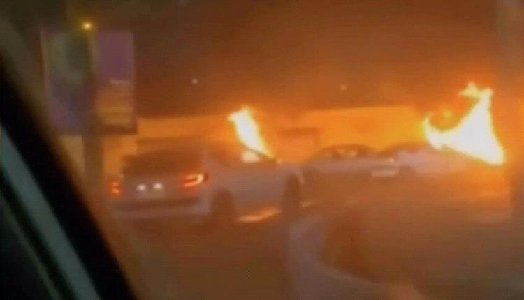 خامنئي يواصل نشاطه بكثافة على مواقع التواصل رغم انقطاع الإنترنت في إيران منذ يومين