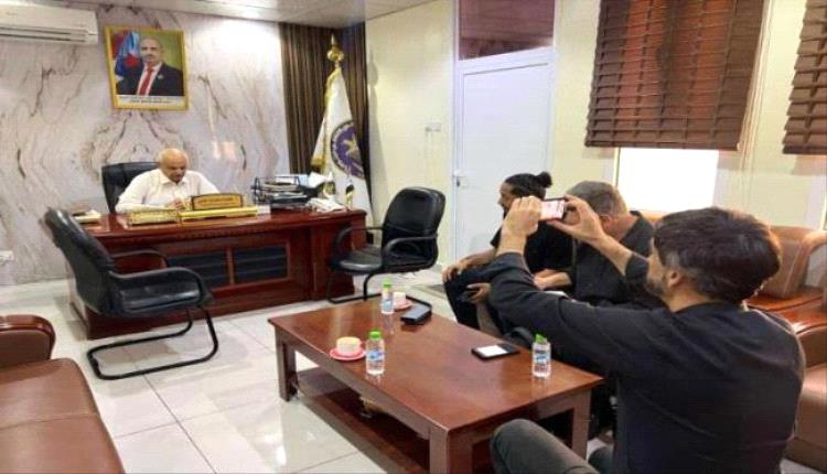 نائب رئيس الجمعية الوطنية يكشف لمجلة أوروبية تطورات المشهد في العاصمة عدن والجنوب
