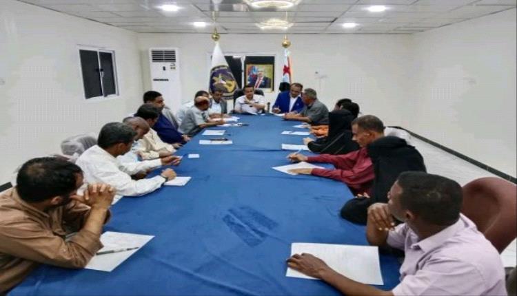 
تنفيذية انتقالي لحج تعقد اجتماها الدوري وتؤكد على الثبات لصون تض..