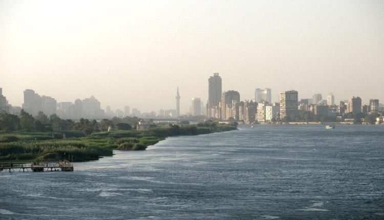 مصر تنفذ مشروعا ضخما يعبر النيل مع خط مترو عملاق