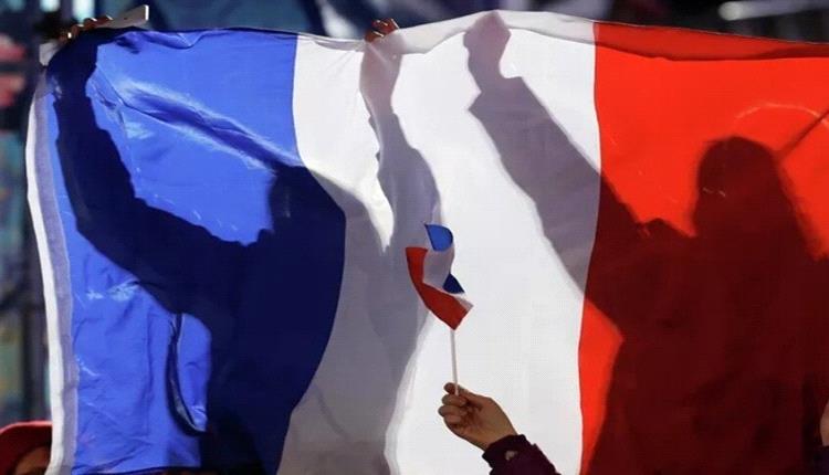 البرلمان الفرنسي يبحث اقتراحات بحجب الثقة عن حكومة ليكورنو