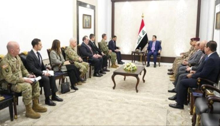 رئيس الوزراء العراقي وقائد سنتكوم يبحثان الوضع الأمني في سوريا