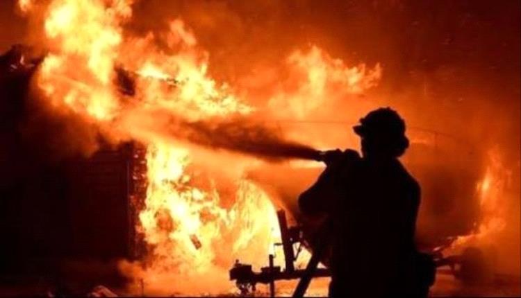 فقدان 5 أشخاص بعد حريق في مصنع أغذية بوسط اليونان