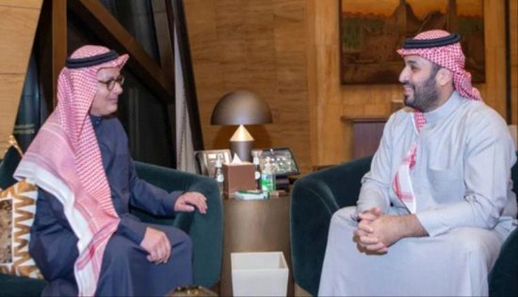 ولي العهد السعودي يستقبل عمر ياغي الفائز بـ«نوبل» في الرياض