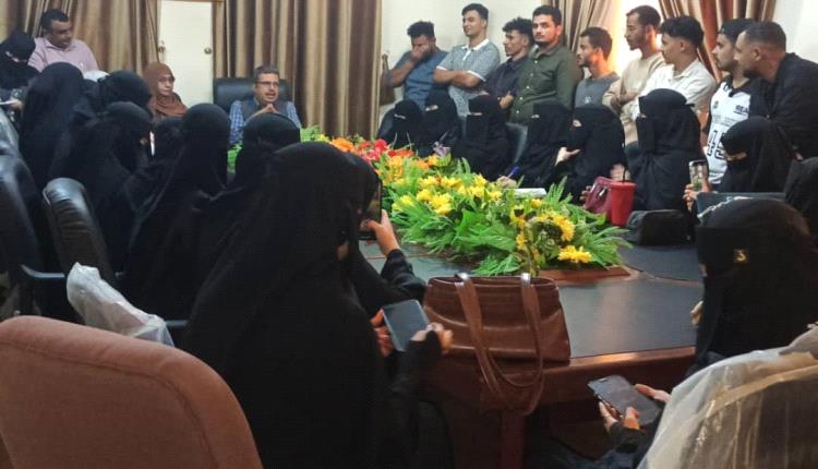 هيئة المواصفات والمقاييس تستقبل اكثر من (40) طالبا من جامعة الريادة قسم إدارة الأعمال