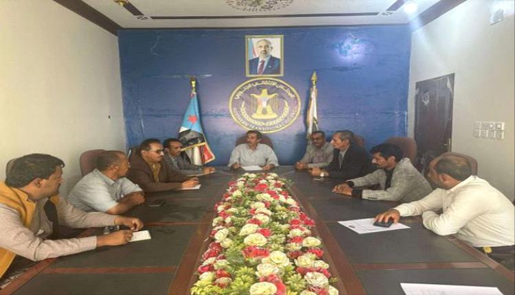 انتقالي عتق يدين إغلاق مقر الجمعية الوطنية في العاصمة عدن