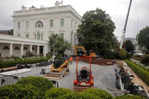 قاعة احتفالات ترامب الجديدة تثير جدلا واسعا بسبب ارتفاعها وكلفتها الضخمة