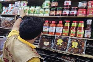 الحزام الأمني يجدد نفي وجود أي صفحات شخصية للعميد جلال الربيعي على “فيس بوك” ويحذر من الصفحات المنتحلة
