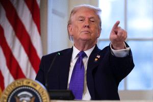 ترامب ينفي علمه بالتحقيق مع رئيس الاحتياطي الفيدرالي