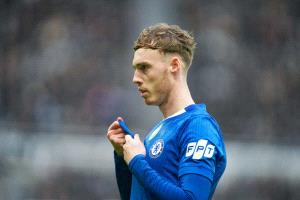 تشخيص إصابة كول بالمر بمرض نادر يثير القلق في تشيلسي