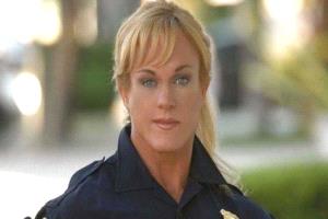 الآنسة مان.. وفاة بطلة كمال الأجسام جاين تركا