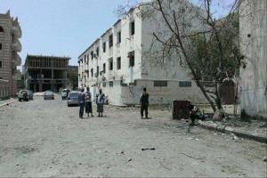 فاجعة تهز حي السعادة بخور مكسر: جريمة قتل مروعة تنتهي بانت حار الجاني
