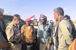 رئيس تنفيذية انتقالي أبين يتفقد النقاط الأمنية والعسكرية بأحور