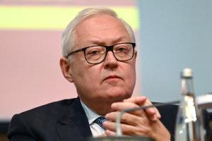 الخارجية الروسية: ريابكوف يبحث مع سفير طهران تطورات البرنامج النووي الإيراني