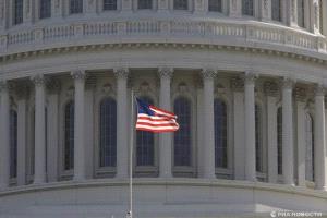 فتح تحقيق ضد سيناتورة ديمقراطية حثت العسكريين على رفض أوامر ترامب