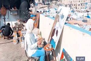فتاة فلسطينية توثق حرب الإبادة بالرسم