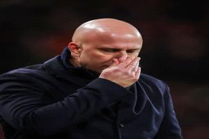 فعلا يا آرني سلوت..رائحة عفن ليفربول فاحت في كل مكان..