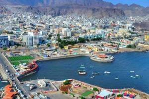 تحذيرات من "هندسة عقول" تقودها خلايا الإخوان عبر منابر المساجد في عدن
