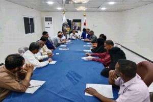 
تنفيذية انتقالي لحج تعقد اجتماها الدوري وتؤكد على الثبات لصون تضحيات الشهداء