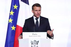 ماكرون: لن نتأثر بأي ترهيب أو تهديد في أوكرانيا وغرينلاند