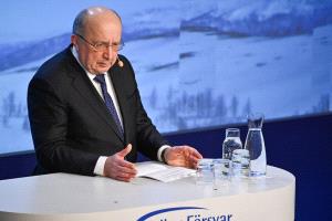 المفوض الأوروبي لشؤون الدفاع: استيلاء الولايات المتحدة على غرينلاند سيكون نهاية حلف "الناتو"