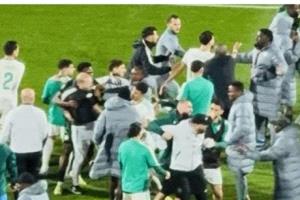 أحداث مؤسفة في ملعب مراكش بعد نهاية مباراة الجزائر ونيجيريا