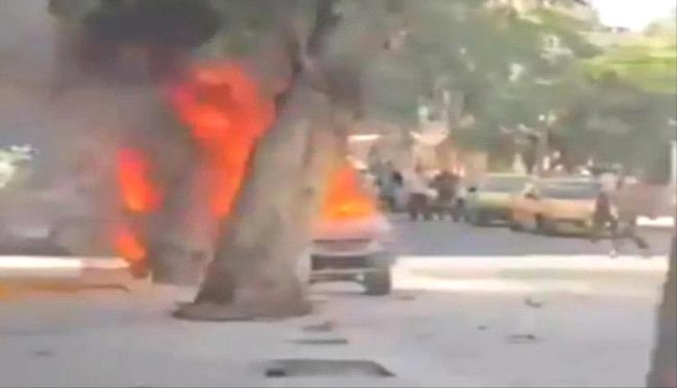 ماكرون ينجو من انفجارات قرب مقر إقامته في دمشق
