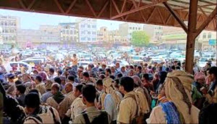 موقف القبائل الجنوبية من صفقة التبادل يفتح الباب امام احتمالات المواجهة المسلحة ضد الوصاية والاحتلال
