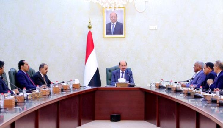 حكومة اليمن تؤكد تمسكها بالسيادة الكاملة على المطارات